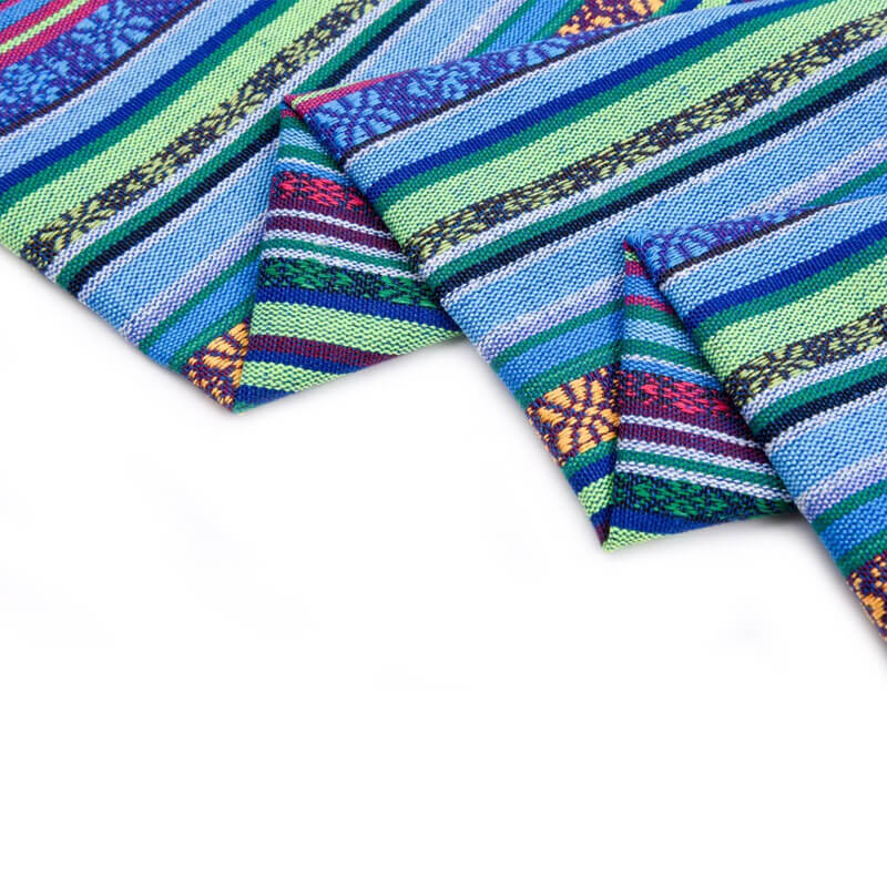 TAUTISKA RAKSTA AUDUMI