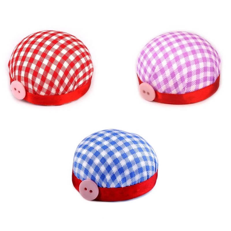 Adatu spilventiņš ar gumiju - rūtains