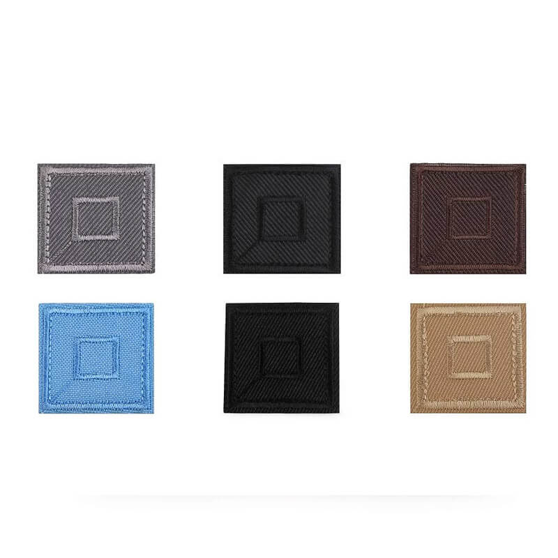 Decorative iron-on applique - square 390520