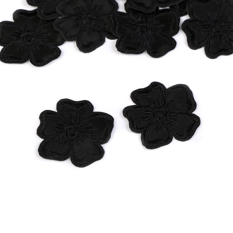 Decorative iron-on applique – flower 