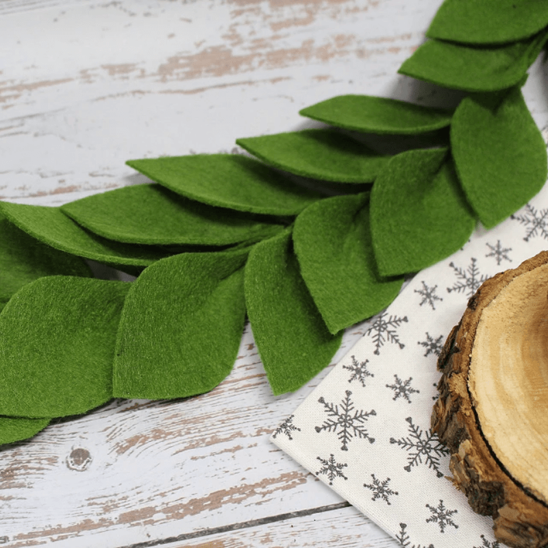 Filca loksne 30x30cm - stingra | 1,15mm