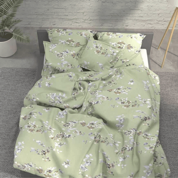 Kokvilnas audums 220cm | 130g/m² – ziedi uz zaļgana fona