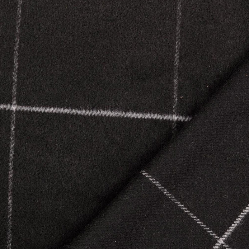 Last season's coat fabric – check -19%