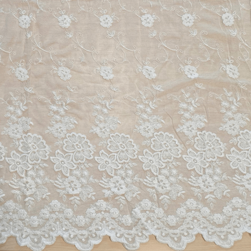 Embroidered lace fabric 130cm
