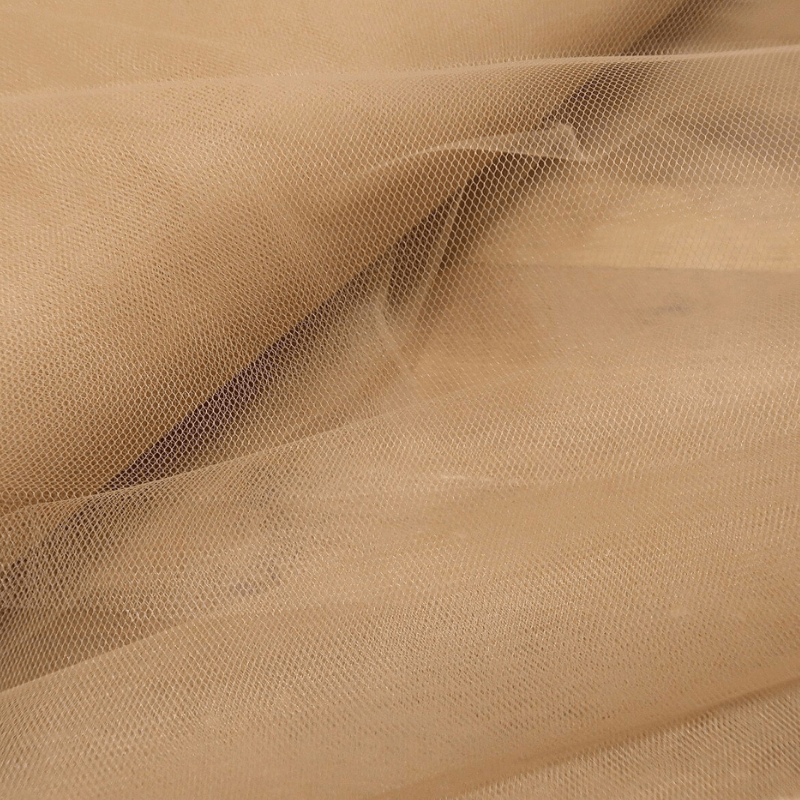 Ciets apģērbu tilla audums 160-180cm
