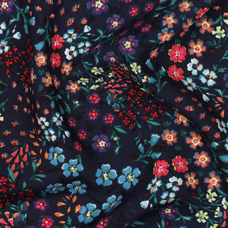 Viscose fabric 140cm | 110g/m² – flowers on a dark blue background