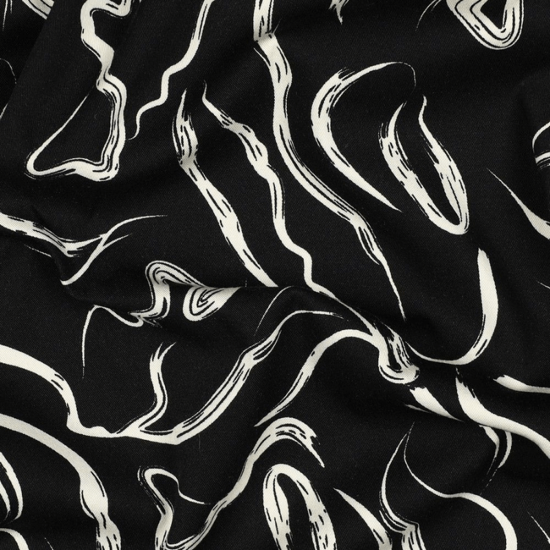 Viscose fabric with elastane 140cm | 180g/m² – black with pattern