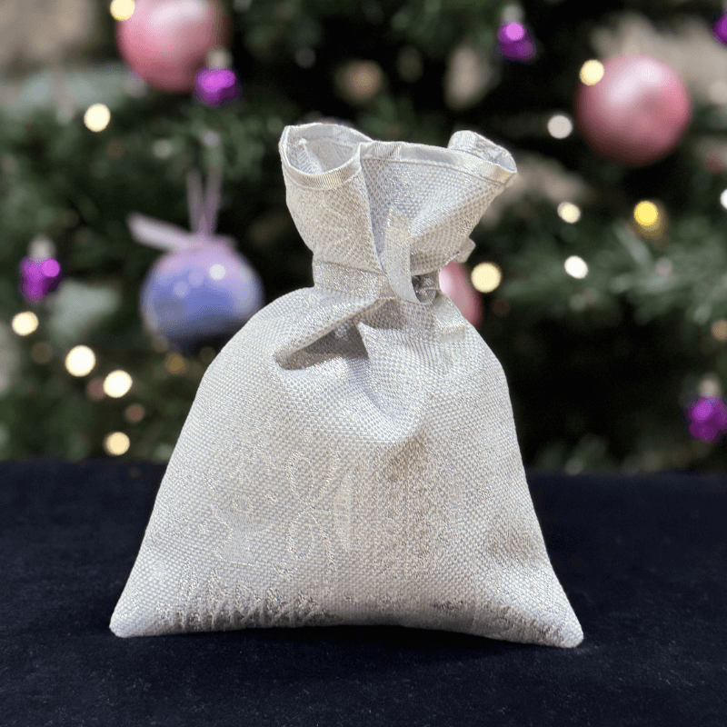 Gift bag 23x18cm – diamonds and Christmas decoration