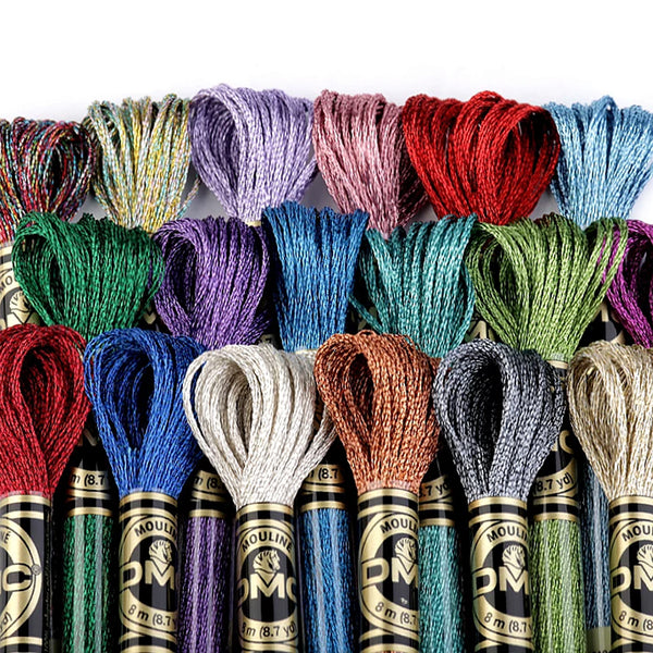 DMC diegs izšūšanai Light Effects - ar metālisku spīdumu