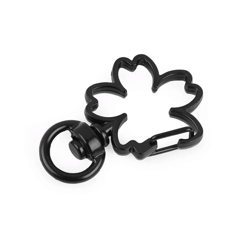 Decorative metal carabiner - clover leaf 890465