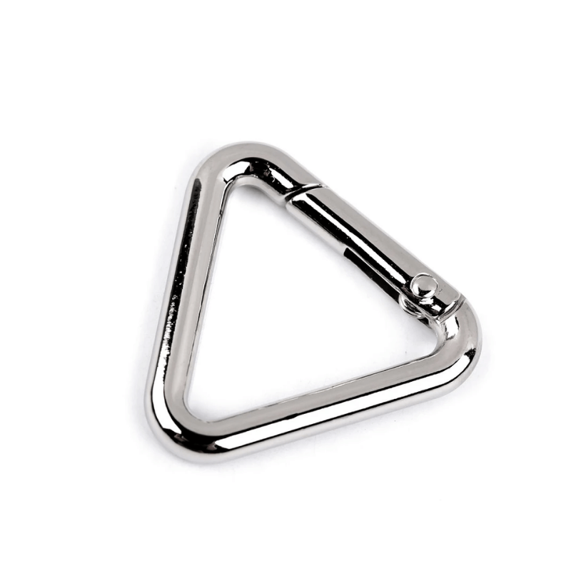 Triangular carabiner 25mm
