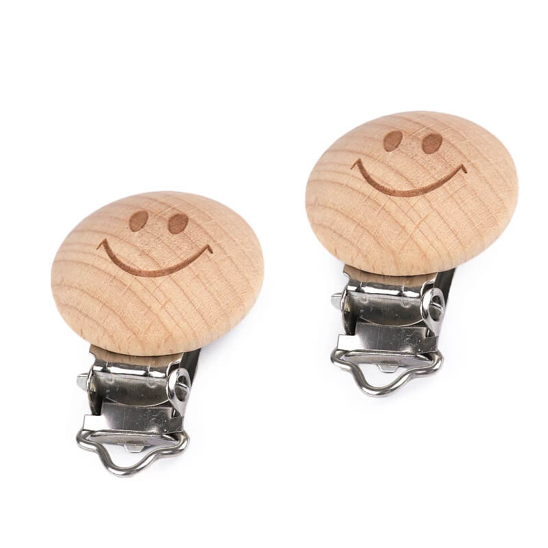 Wooden clip for pacifiers
