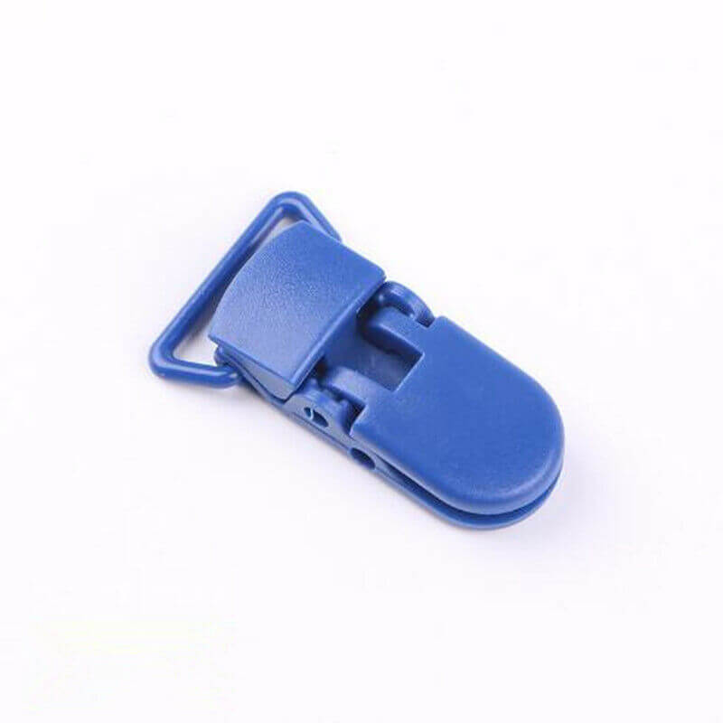 Plastic clip for pacifiers