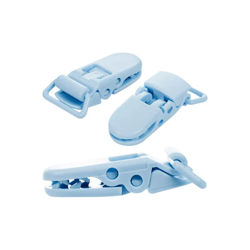 Plastic clip for pacifiers