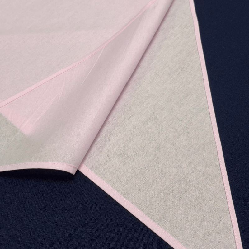 Kokvilnas auduma trijstūra lakats 100x50cm – gaiši rozā