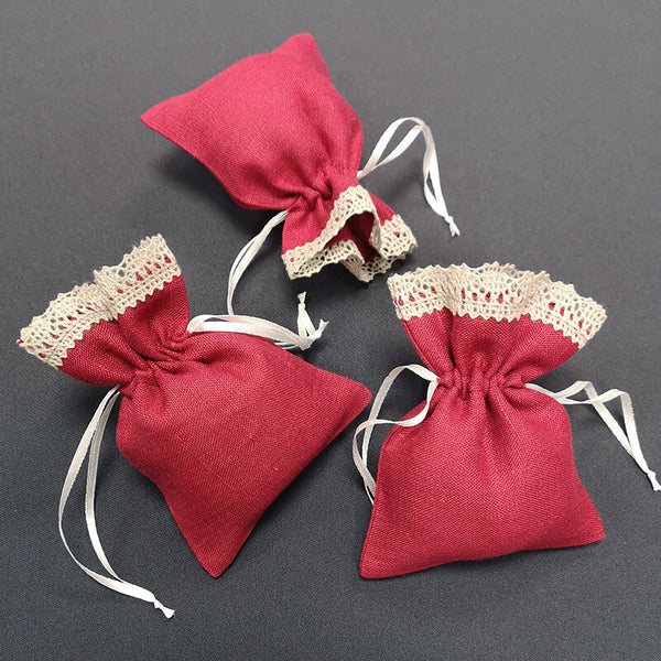 Dāvanu maisiņš ar mežģīni