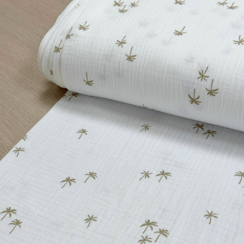 Muslin fabric 140cm | 120-135g/m² - cream with colorful hearts