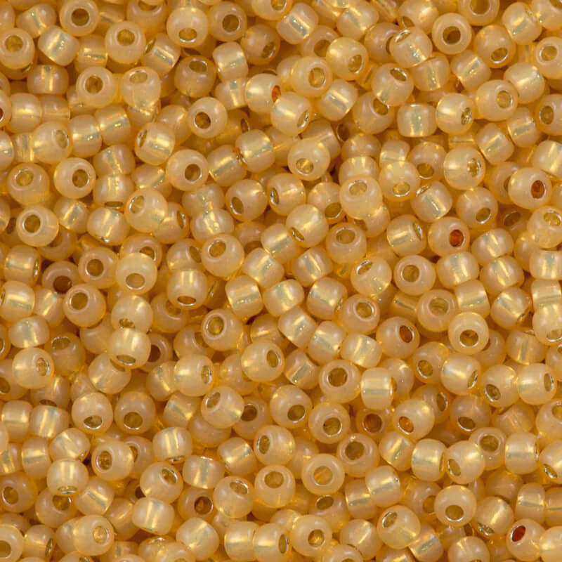 Toho beads 8/0
