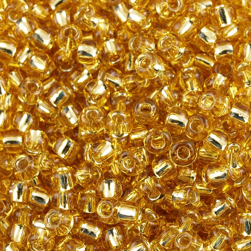 Toho beads 8/0