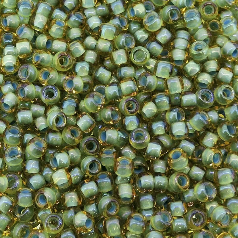 Toho beads 8/0