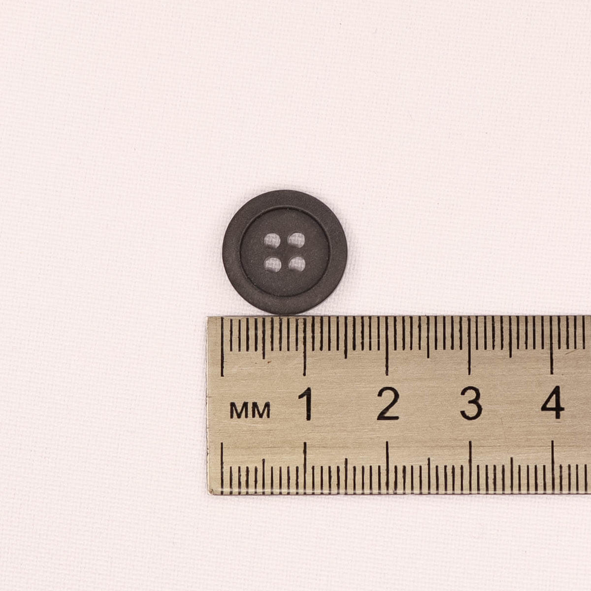 Plastmasas poga Ø15mm - melna, matēta