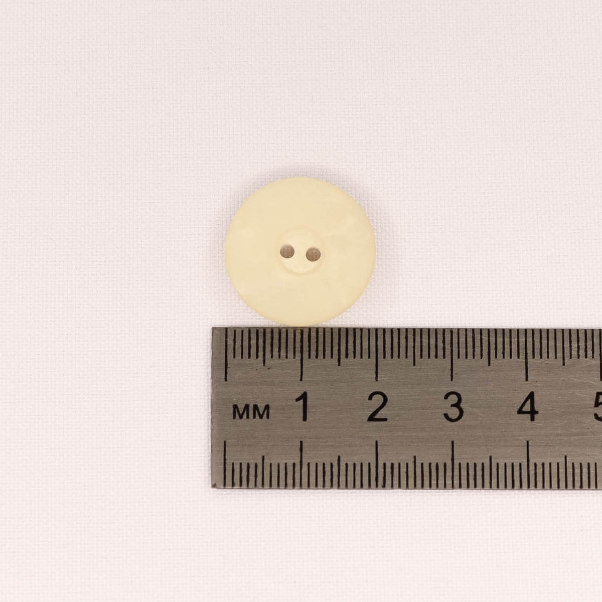 Plastmasas poga Ø20mm - bēša