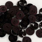 Plastmasas poga Ø18mm - tumši violeta ar ziedu rakstu