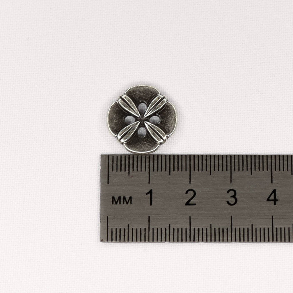 Metāla poga Ø18mm - ziediņš - antīka sudraba krāsā