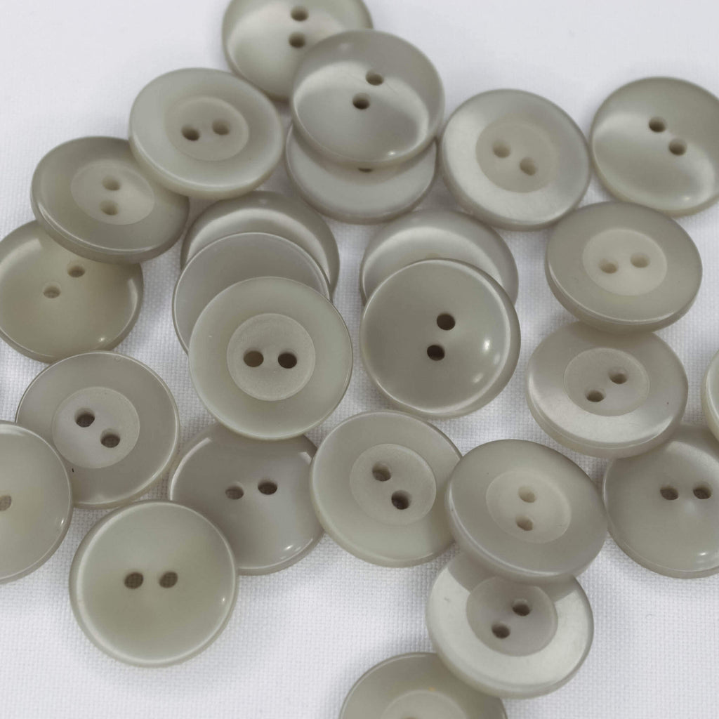 Plastmasas poga Ø20mm - gaiši pelēcīga