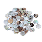 Natural mother-of-pearl buttons 16', 28', 32'