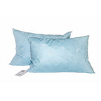 Down and feather pillow – 90% down, 10% feathers