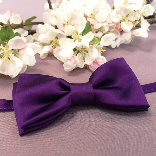 Klasisks vīriešu tauriņš - tumši lillā