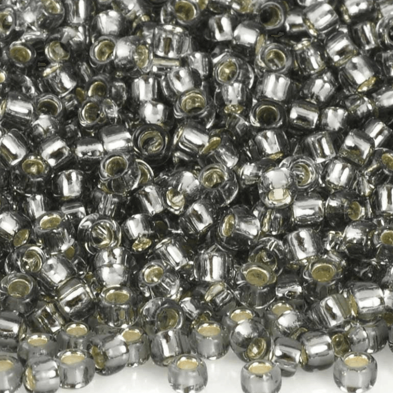 Toho beads 8/0